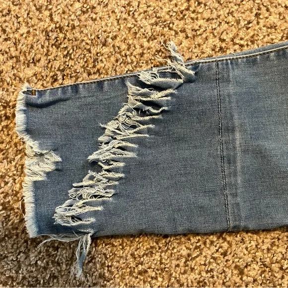 Coco & Carmen Jeans - Picture 4 of 6